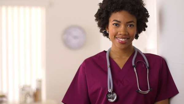 nurse-min
